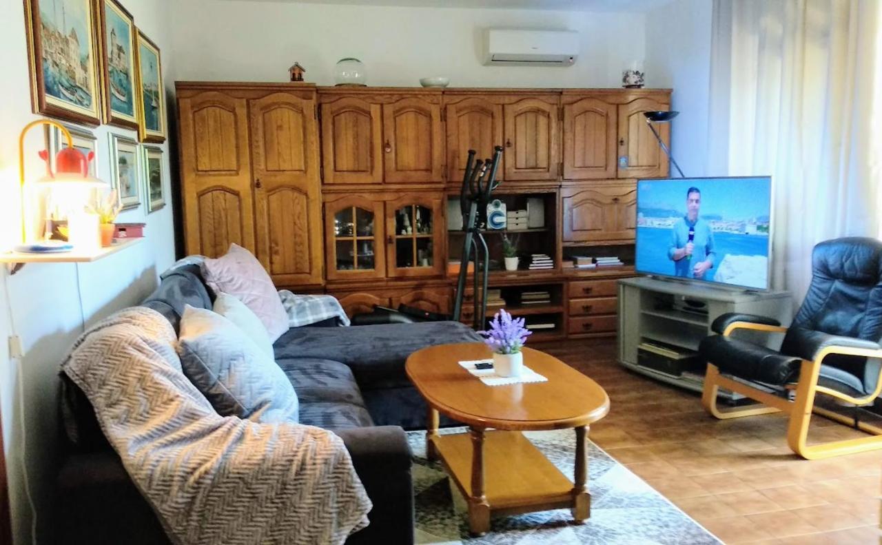 Apartman Tonka Kaštela Exteriér fotografie